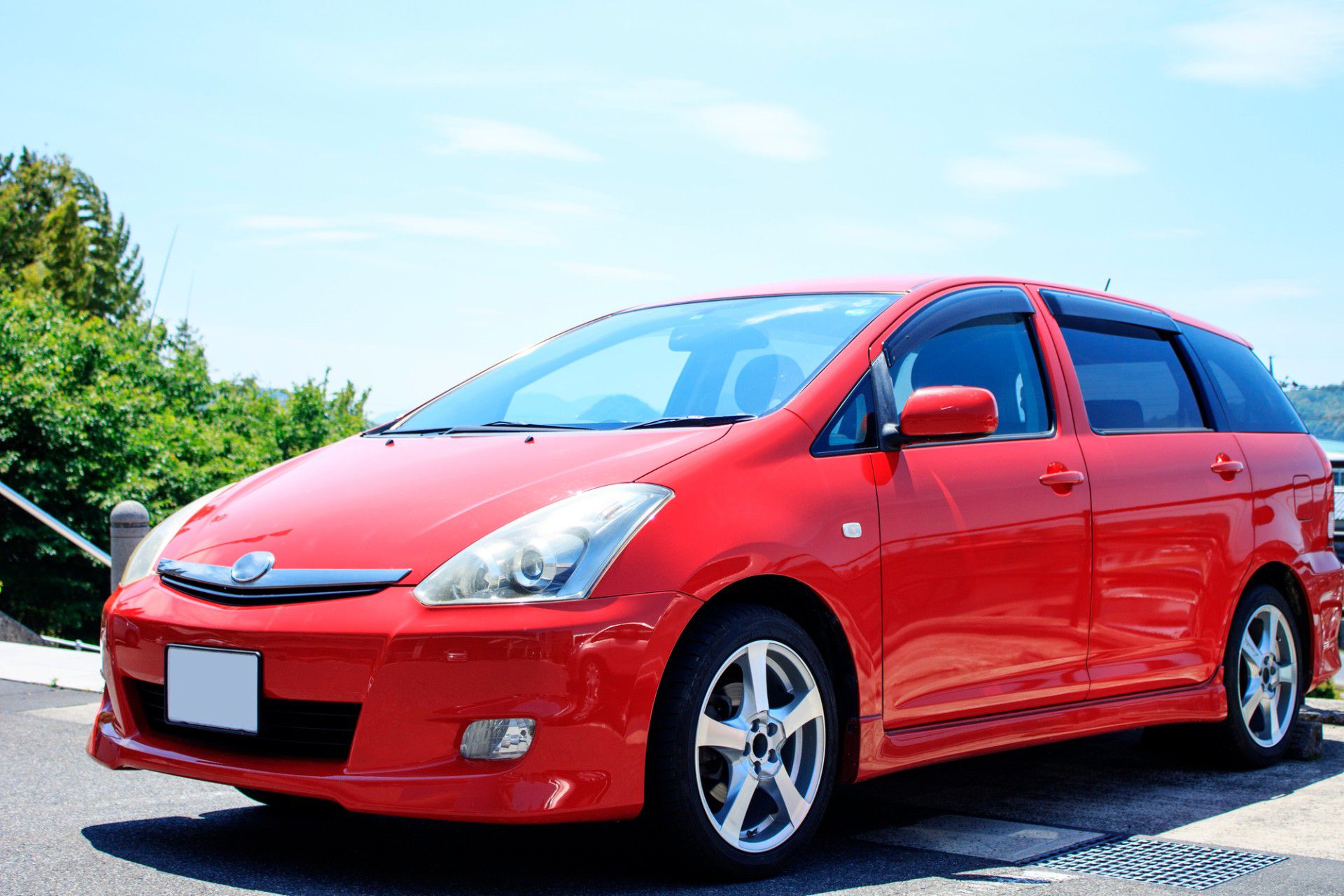 10年落ちの車を売却 | 東京の車買取ならエイチ・エートレーディング